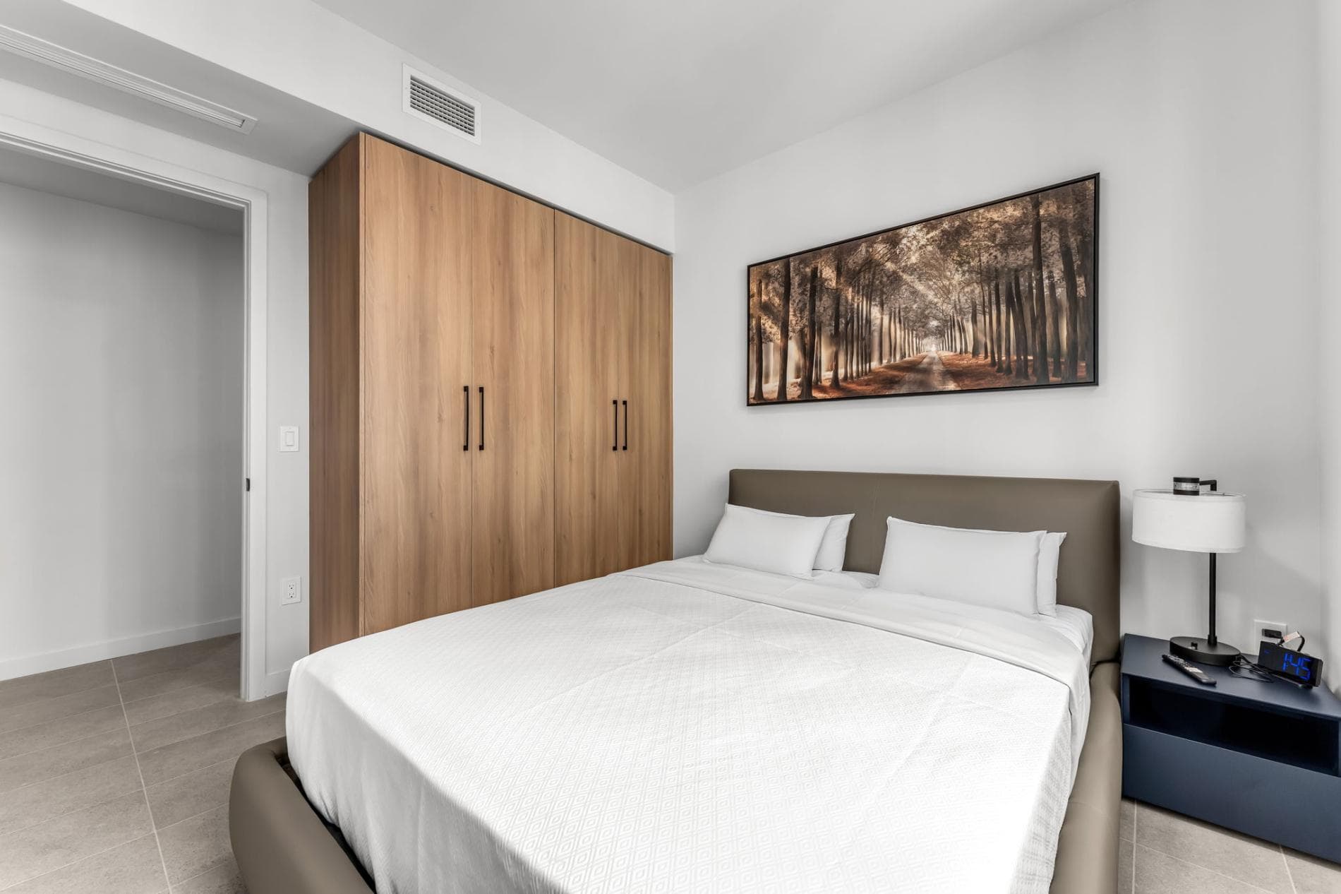Luxury Miami High-Rise Vibe | 3208 in FL, USA