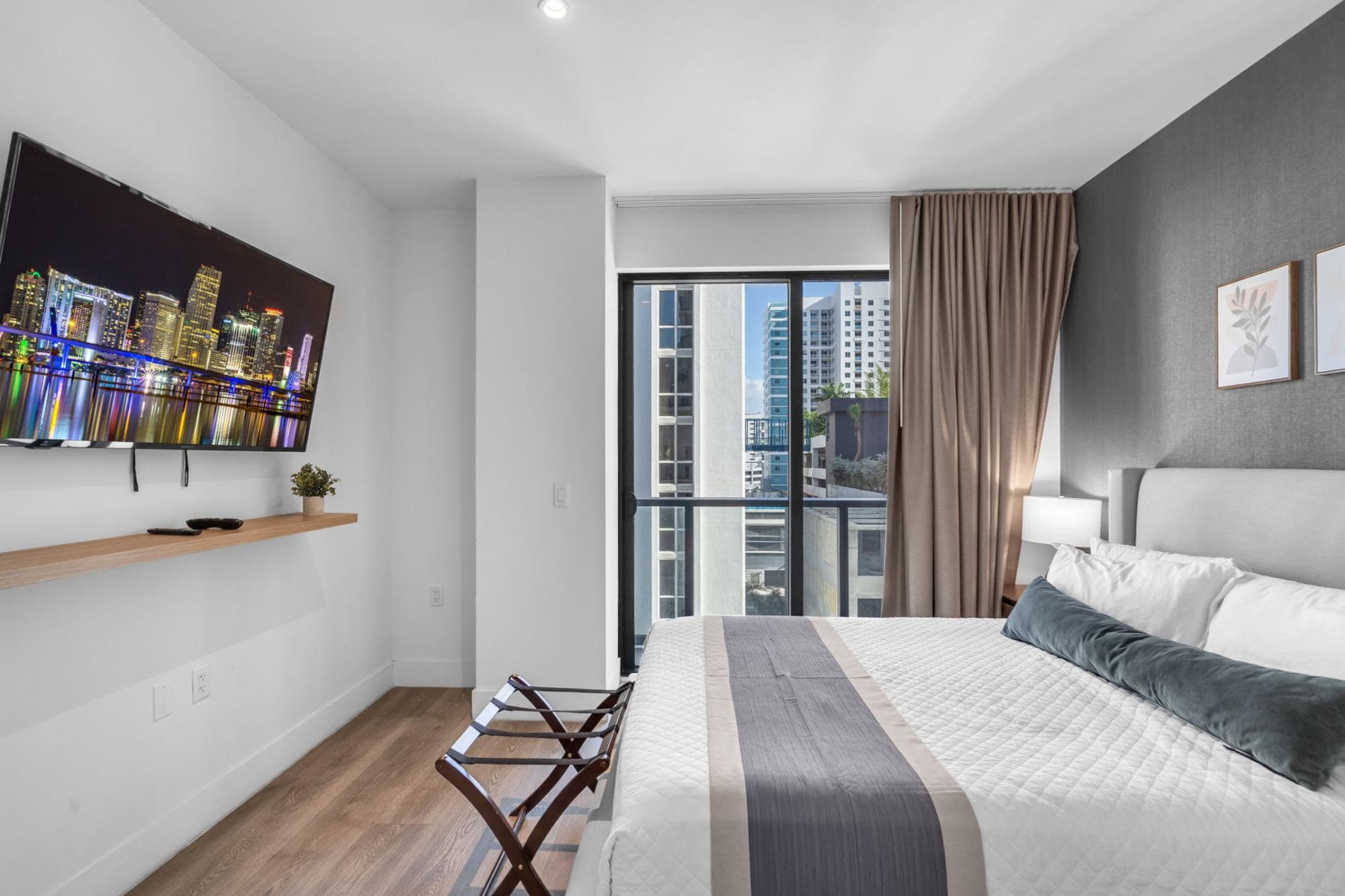 Brickell Vibe | Modern 6th Floor Studio near Brickell City Centre in FL 33130, USA
